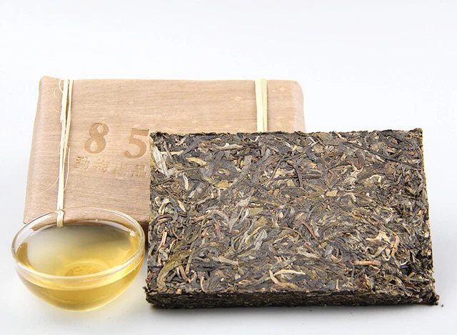 250g Classical Old Tree Puerh Yunnan Menghai Classical 8582 Puer Tea Brick