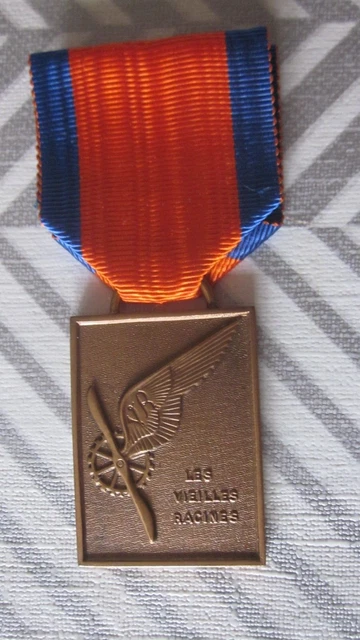 MILITARIA ANCIENNE MEDAILLE Francaise Attribuée Police Nationale £8.46 - UK