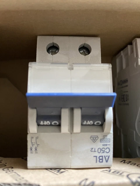 Interruttore Automatico ABL Sursum C32T4 32A 400V 4 Poli Per Guida DIN