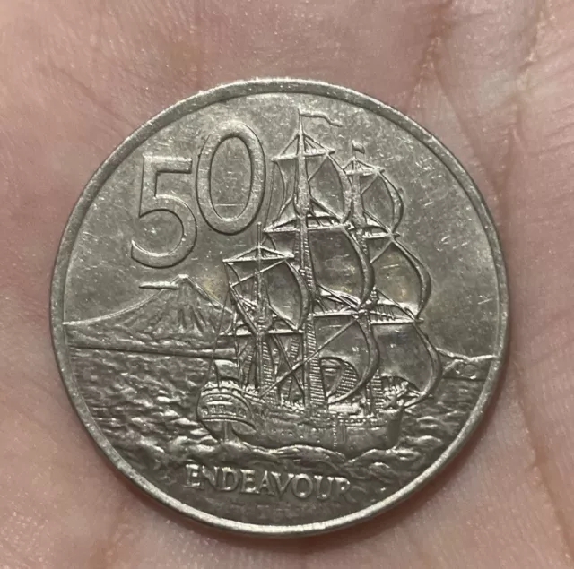 New Zealand 2003 Fifty Cents 50c Coin Endeavour Queen Elizabeth II