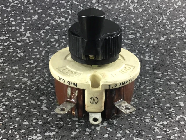 Memcor R-100 300V, 100 ohm, 1A,  Rheostat - Series 10A