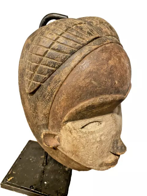 Old Tribal Tsogo Mask    ---  Gabon  BN 40 2