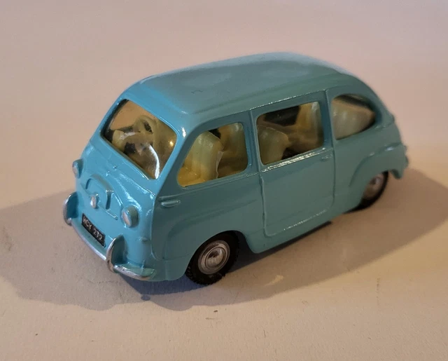 VINTAGE CODE 3 restored Triang Spot-On diecast model #120 Fiat Multipla ...