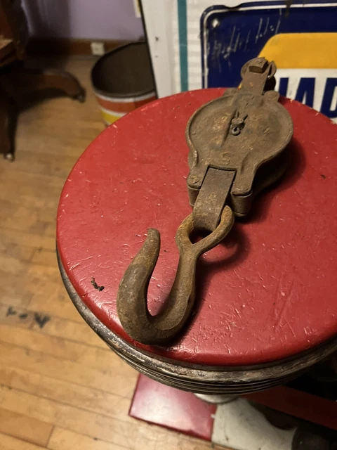 Antique Old Cast iron Star Brand Hay Trolley Carrier Barn Drop Rope Pulley USA 2