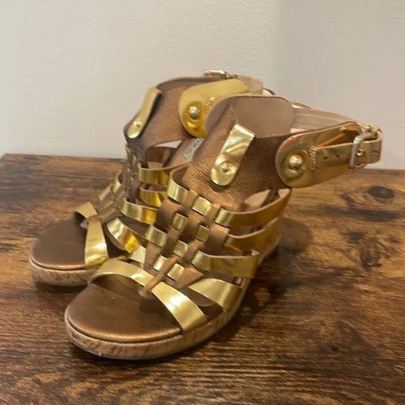 Via Spiga strappy golden and brown wedge sandal size 6.5