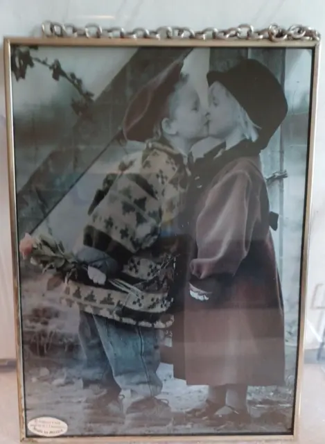Vidrieras vintage Enesco niño trae flores y besos a niña captadora de sol 5"x7