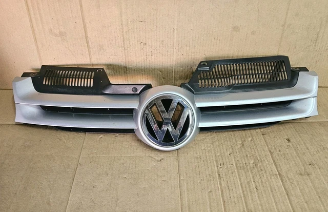 Vw Golf Mk5 Front Main Bumper Bonnet Grille Vw Badge Silver La7W 1K0853655A 04