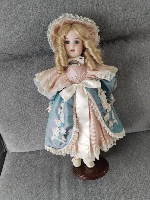 VENTE PRIVÉE : RARE Poupée En Porcelaine D'Artiste Heidi Plusczok