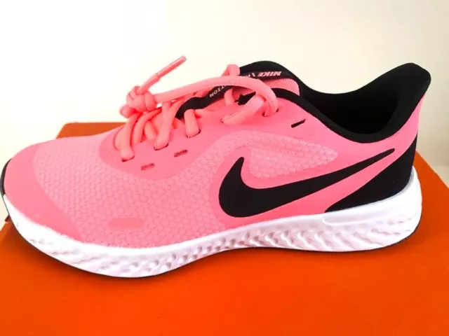 Nike Revolution 5 GS women Girls Trainer Sunset Pulse/White Sizes UK 4 RRP£79.95