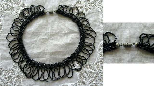 ALTES SCHWARZES COLLIER - PERLEN - GLAS - TRAUERSCHMUCK - 43 cm ALTES SCHWARZES COLLIER - PERLEN - GLAS - TRAUERSCHMUCK - 43 cm