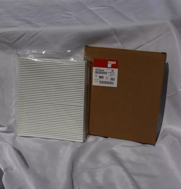 (1) New Genuine Fleetguard Af55839 Cabin Air Filter