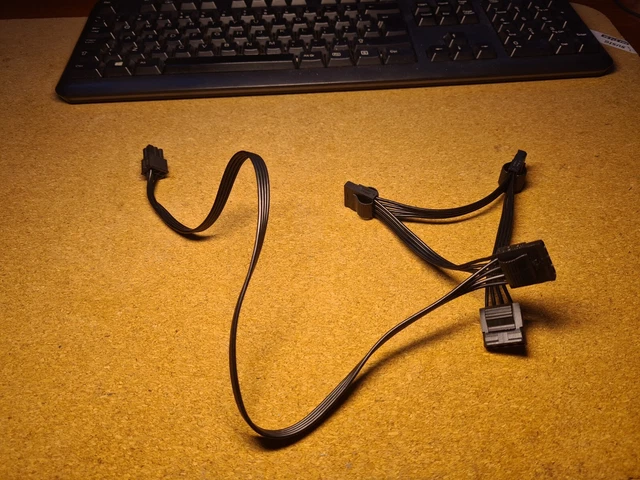 Corsair 6 Pin to 4 Molex Modular Power Supply Cable RMx HX HXi from RM650
