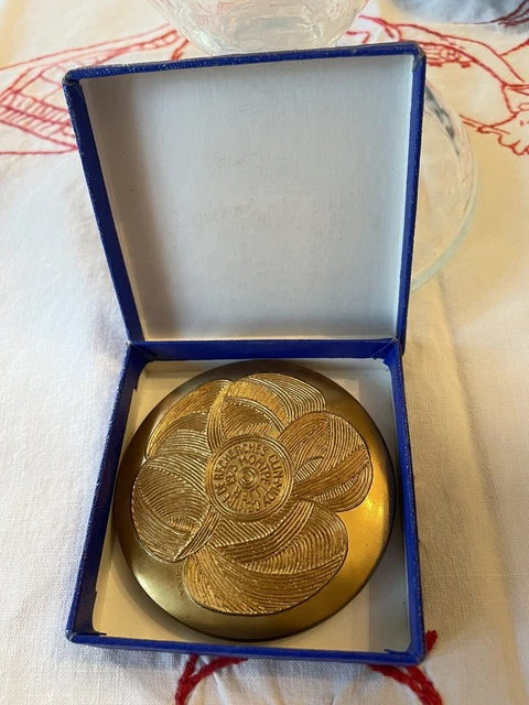 Médaille Commémorative Phénix Chinois Porte-bonheur – Collection Art Traditionnel, Pièce En Fer Doré 45 Mm