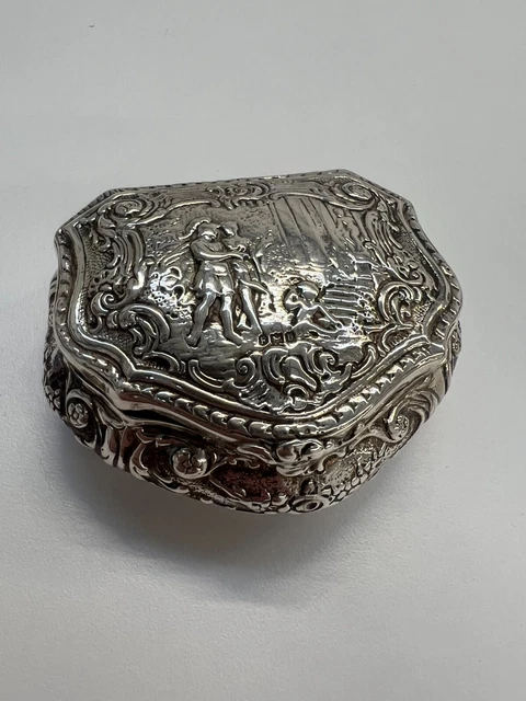 Fantastic Antique Silver Box - Romantic Scene - Import Marks London 1897