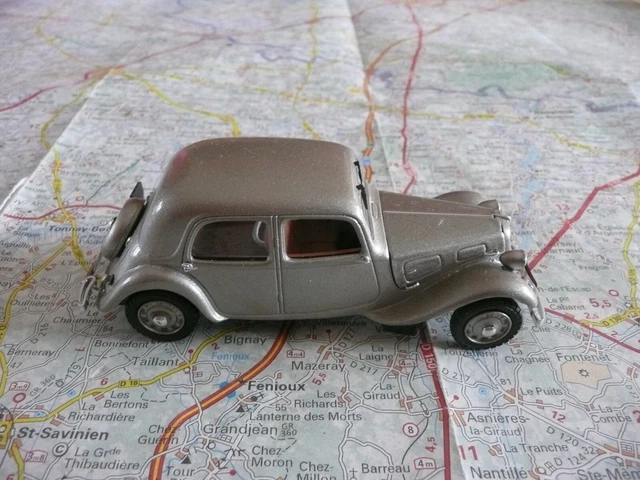 CITROËN Traction 11 BL Danemark 1946 Universal Hobbies 1/43