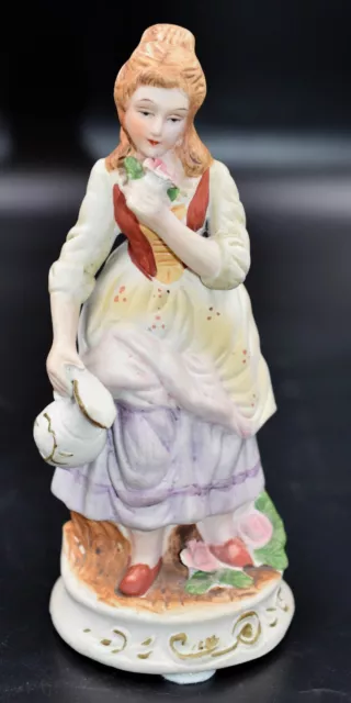 schöne Bisquit Porzellan- Figur  Frau mit Wasserkrug bemalt H21,5cm