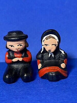 Vintage Cast Iron Amish Boy and Girl Miniature Figurines 1.25"H Adorable, Tiny!