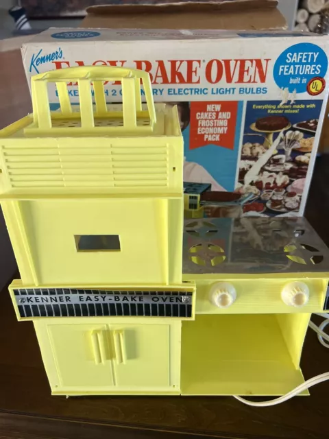 EASY BAKE OVEN by Kenner / No. 1600 in Original Box w Many Accessories /  $46.00 - PicClick