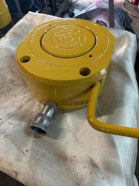 ENERPAC Hydraulic Ram: Single Acting, 100 ton Nominal Capacity, RSM1000