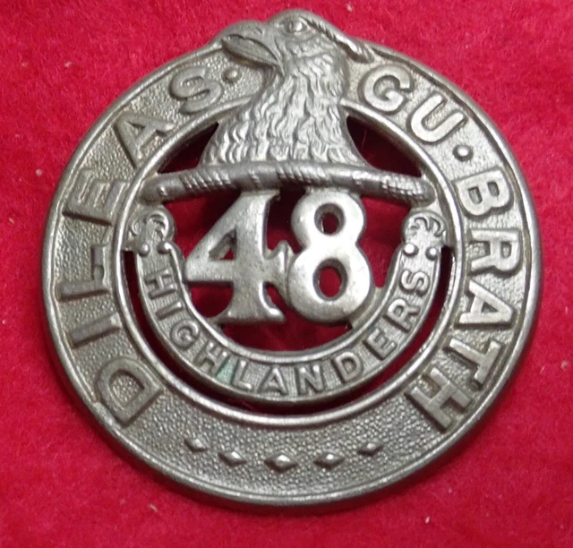 Canadian 48th Highlanders Of Canada Regiment Cap Badge WW2 Canadian 48th Highlanders Of Canada Regiment Cap Badge WW2