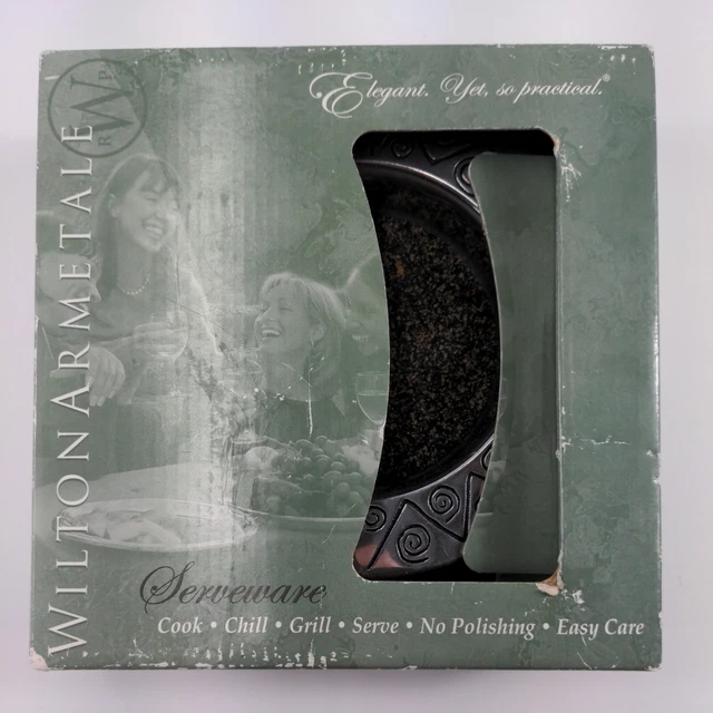 Wilton Armetale Reggae Wine Bottle Coaster NO. 820024
