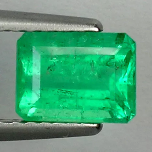 1.05cts Natural Emerald Nice Luster 7X5mm Top Green Colombia Loose Gemstone