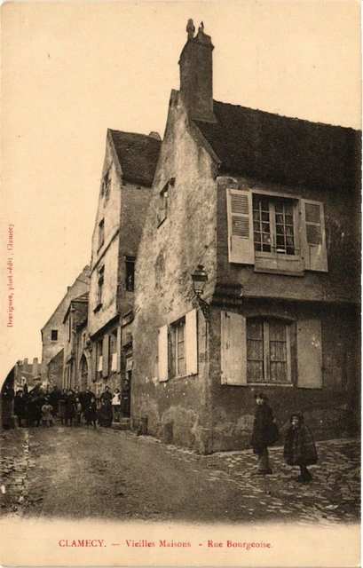 CPA CLAMECY - Vieilles Maisons - Rue Bourgeoise (517991)