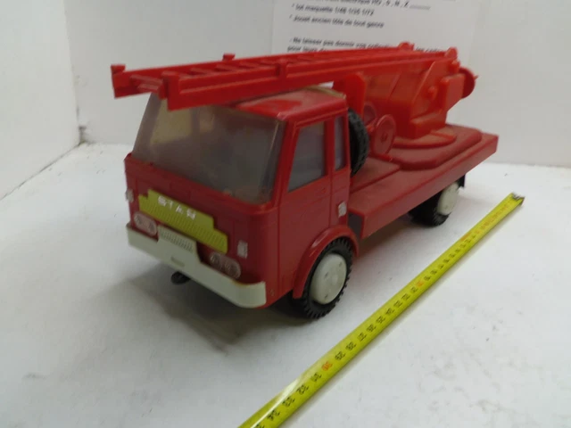 Jouet Ancien – Voiture / Camion Chinois, Collection