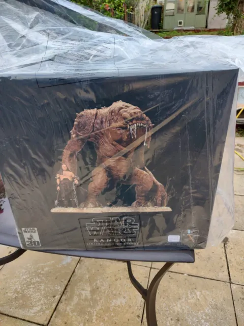 Star Wars Gentle Giant Rancor Statue - NEVER BEEN REMOVED OR OPENED STILL SEALED