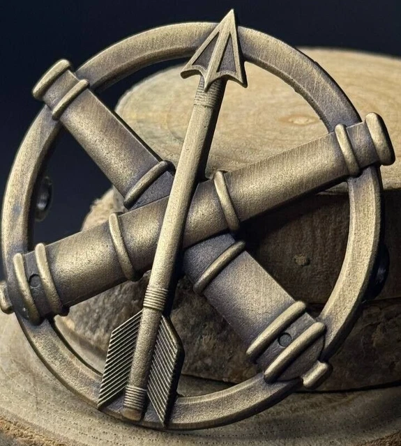 INSIGNE BÉRET MÉTALLIQUE de l'armée ukrainienne Corps des Marines d'Ukraine EUR 28,98 - FR