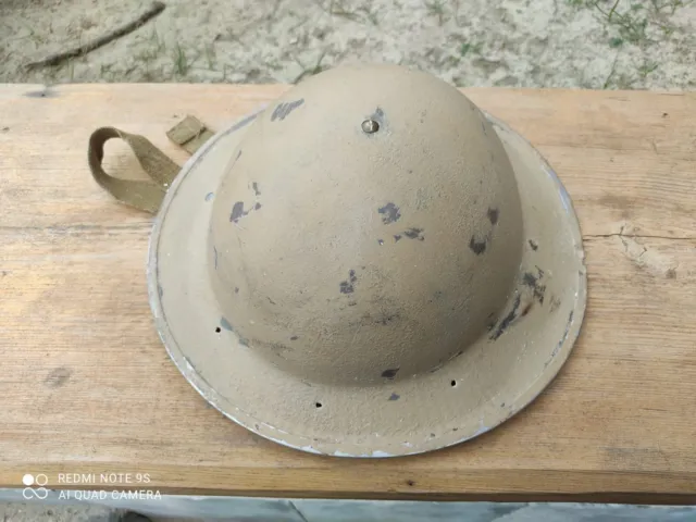 WW2 British Brodie Helmet / Brodie Helm / Militaria Camouflage