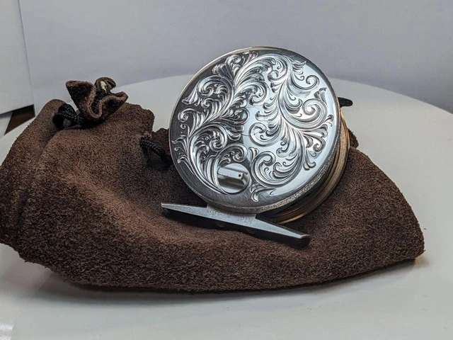 人気定番の Reel Fly MR7 MARRYAT SMITH with Arabesque Hand-Engraved リール