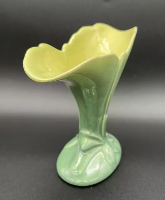Vintage Mid Century Beauceware Vase Green Glaze Made in Canada 485 Art Nouveau 2