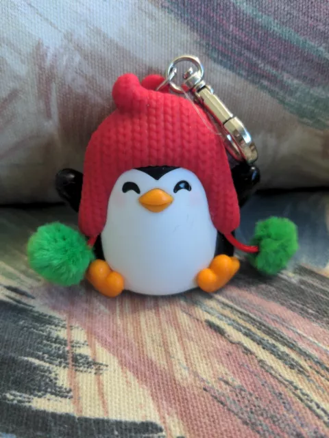 NEW Bath & Body Works  Christmas PENGUIN Pocket Holder Keychain