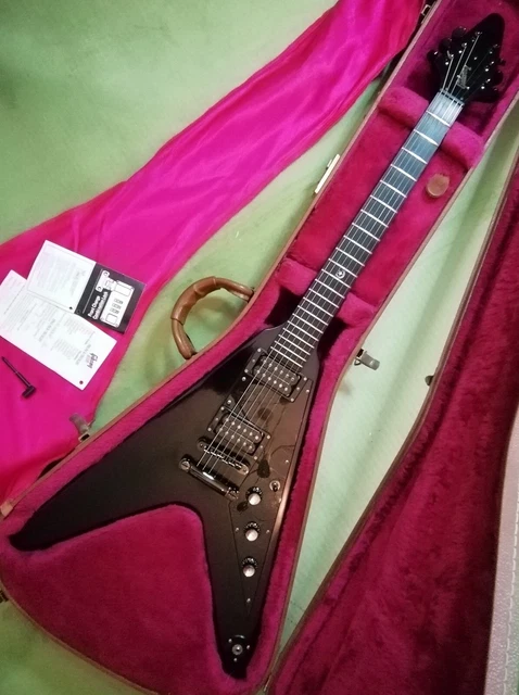 Gibson Flying V Gothic 2001 with Original Case