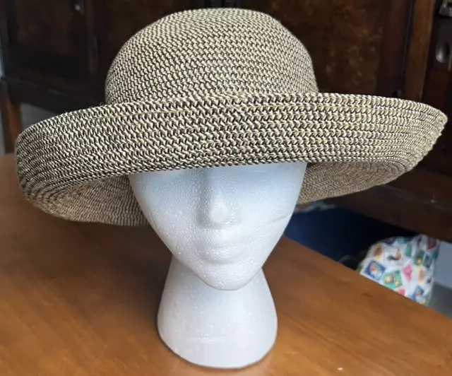 Vintage Betmar New York Women's Tan Paper Beach HatOne Size Classic Packable EC