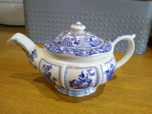 Vintage SADLER 'Afternoon Tea Fruit Harvest' Teapot Tea For One Teapot Blue/Whit