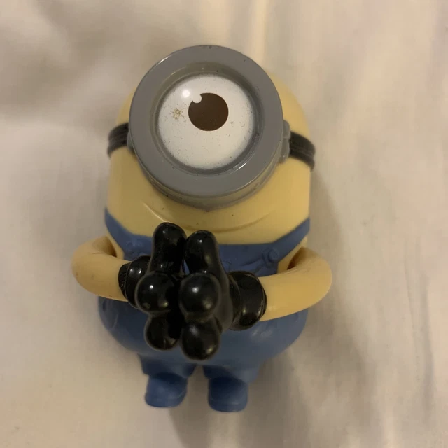 UK Mcdonalds Despicable Me 2 2013 Minion Toy Figure Used Stuart Clapping