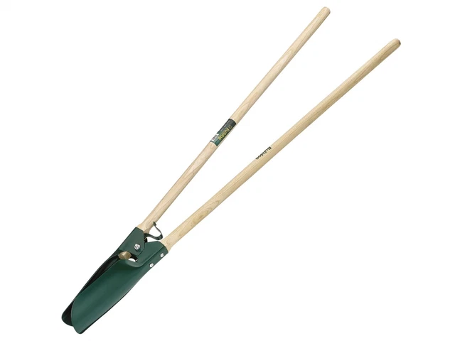 Bulldog  Posthole Digger