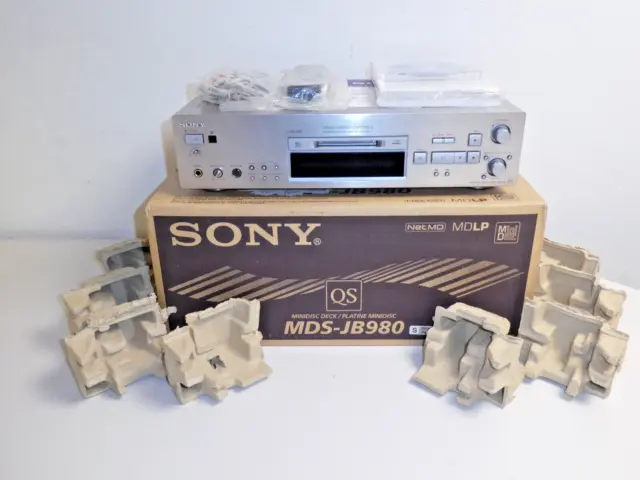 Sony MDS-JB980 High-End MiniDisc Recorder Silber in OVP, FB&BDA, 2J. Garantie