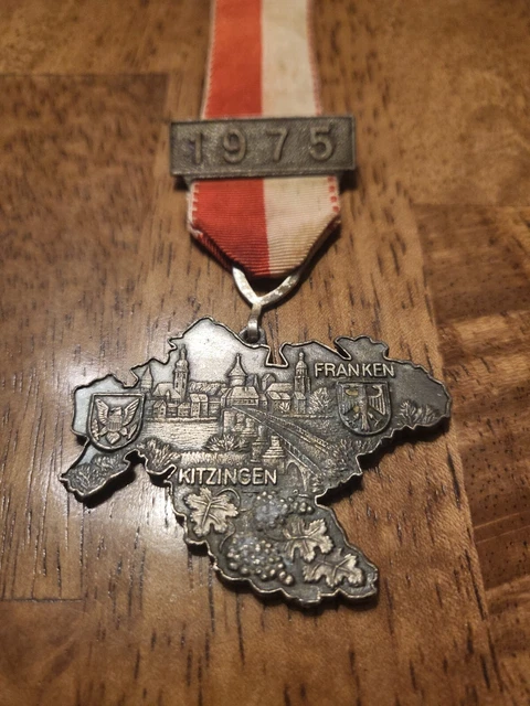 1975 REU & CO VTG West Germany Ribbon Pin Medal Hat HEUBACH WURTT Hiking Oktober