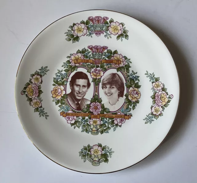 Royal Kendal Fine Bone China England Prince Charles Lady Diana Plate Wedding