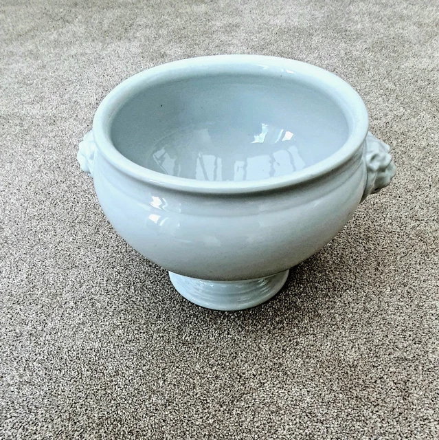 Terrine von der Royal Porcelain Manufacture KPM (Berlin) Without Lid
