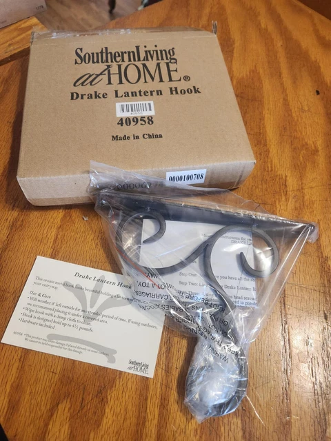 Original Southern Living at HOME Drake Lantern Hook #40958 NIB