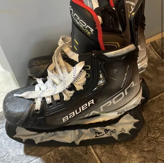 Bauer Vapor Hyperlite Hockey Skates