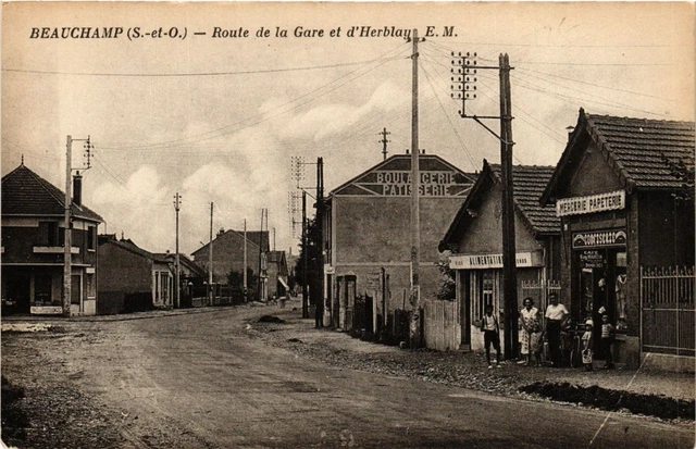 CPA AK BEAUCHAMP - Route de la Gare et d'HERBLAY (380324)