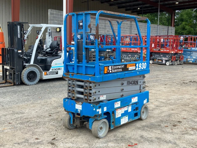2014 Genie GS-1930 19' Electric Scissor Lift Man Aerial Platform bidadoo
