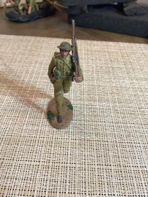 WWI British Infantry marching. 54mm William Britains 23077