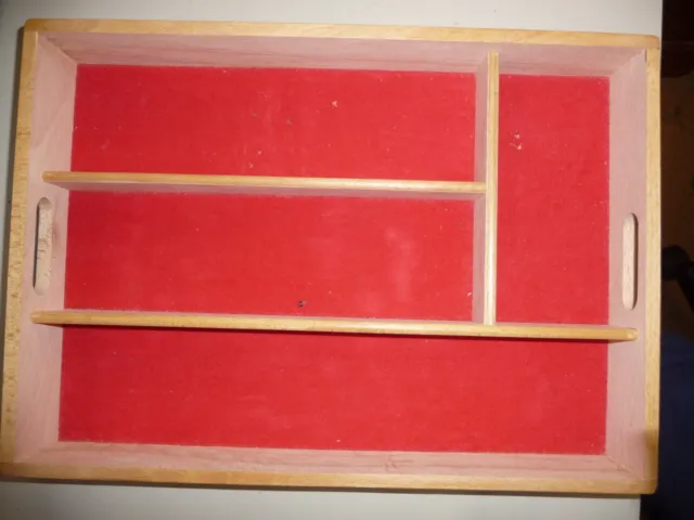 Bandeja de cubiertos SÓLIDO fieltro rojo haya 34x24x5cm 4 compartimentos manijas y borde biselado