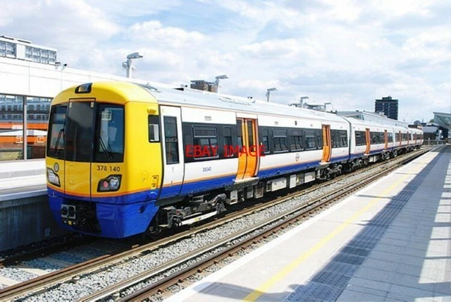 PHOTO CLASS 378 Electrostar 4-Car Emu No 378 140 View 2 At Hoxton On An ...